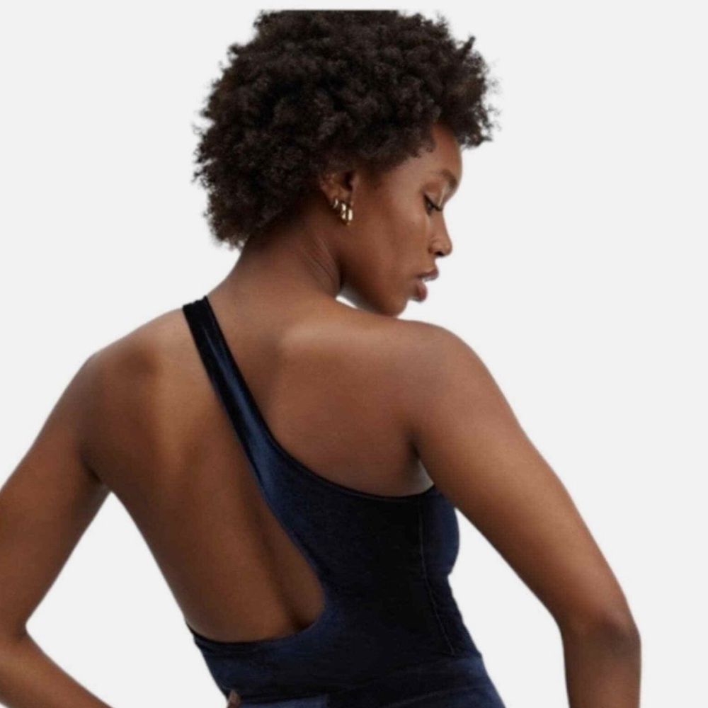 Elegant Navy Velvet One-Shoulder Bodysuit